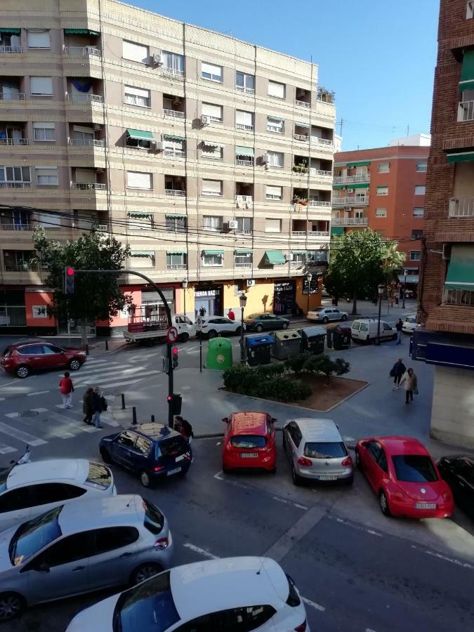Apartamento Torres Apartment Valencia Bagian luar foto